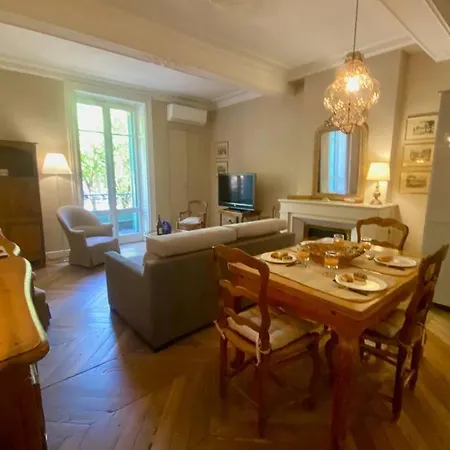 L'historien - Avec Balcon Coeur De